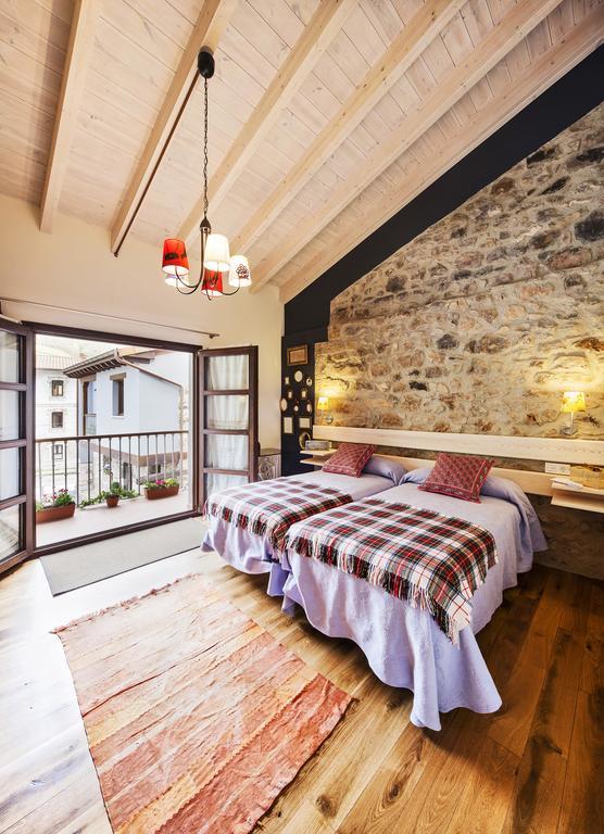Affittacamere Casas La Xiuca Corras de la Puente Esterno foto